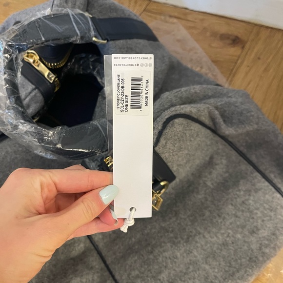 BRAND NEW with tags Stoney Clover Lane Duffle Bag - Picture 6 of 8